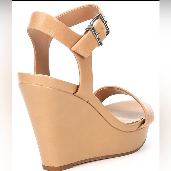 Gianni Bini Telmma Leather Platform Wedge Sandal, Size 9 - Picture 5 of 7